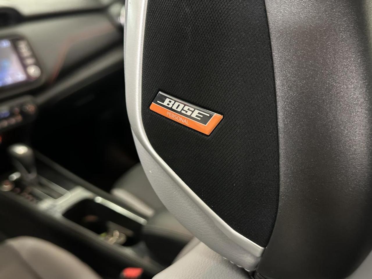 2024 Nissan Kicks SR/PREMIUM/2-TONE LEATHER/2-TONE ROOF/16KM/OFF 1 OWNER LEASE! Photo