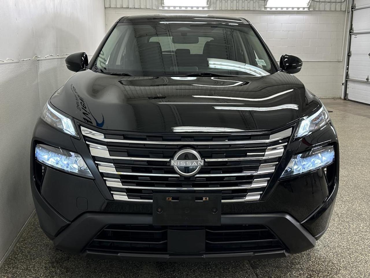 2024 Nissan Rogue S/AWD/27KM/BLACK/OFF 1 OWNER NISSAN LEASE! Photo