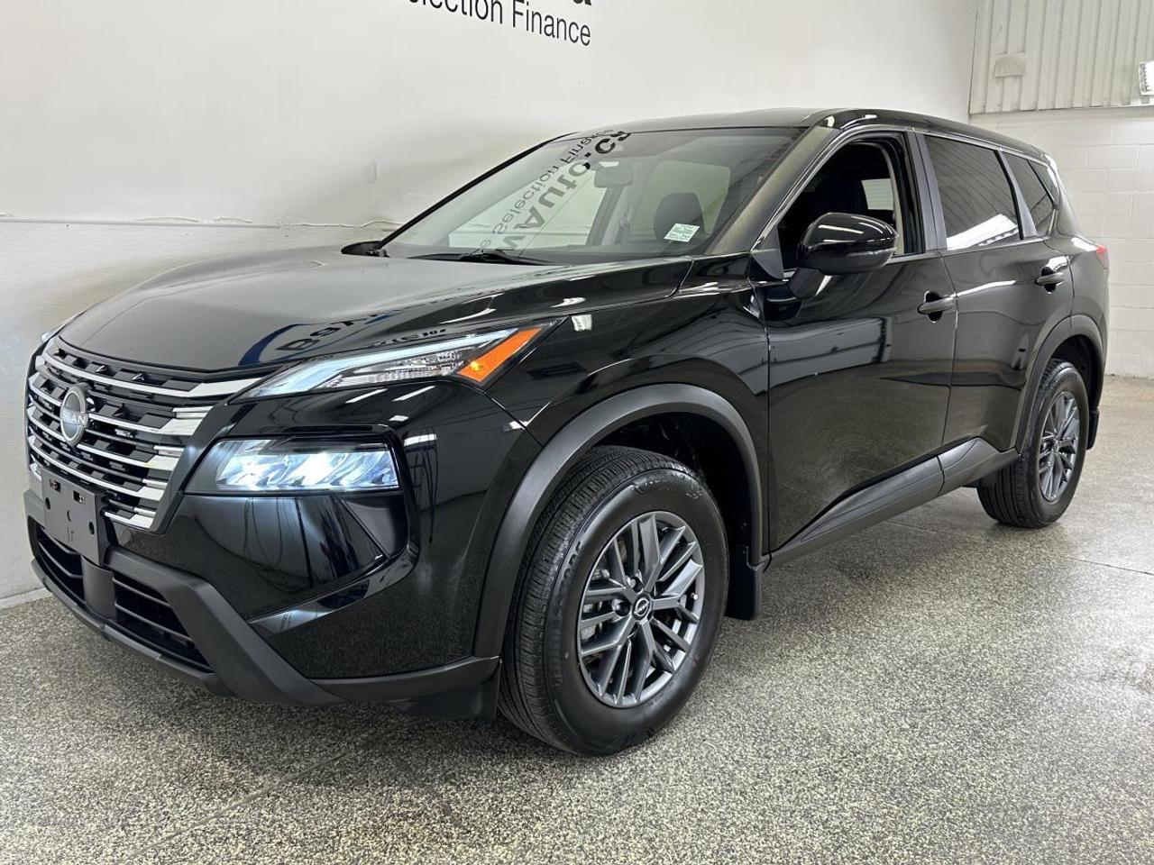 2024 Nissan Rogue S/AWD/27KM/BLACK/OFF 1 OWNER NISSAN LEASE! Photo2