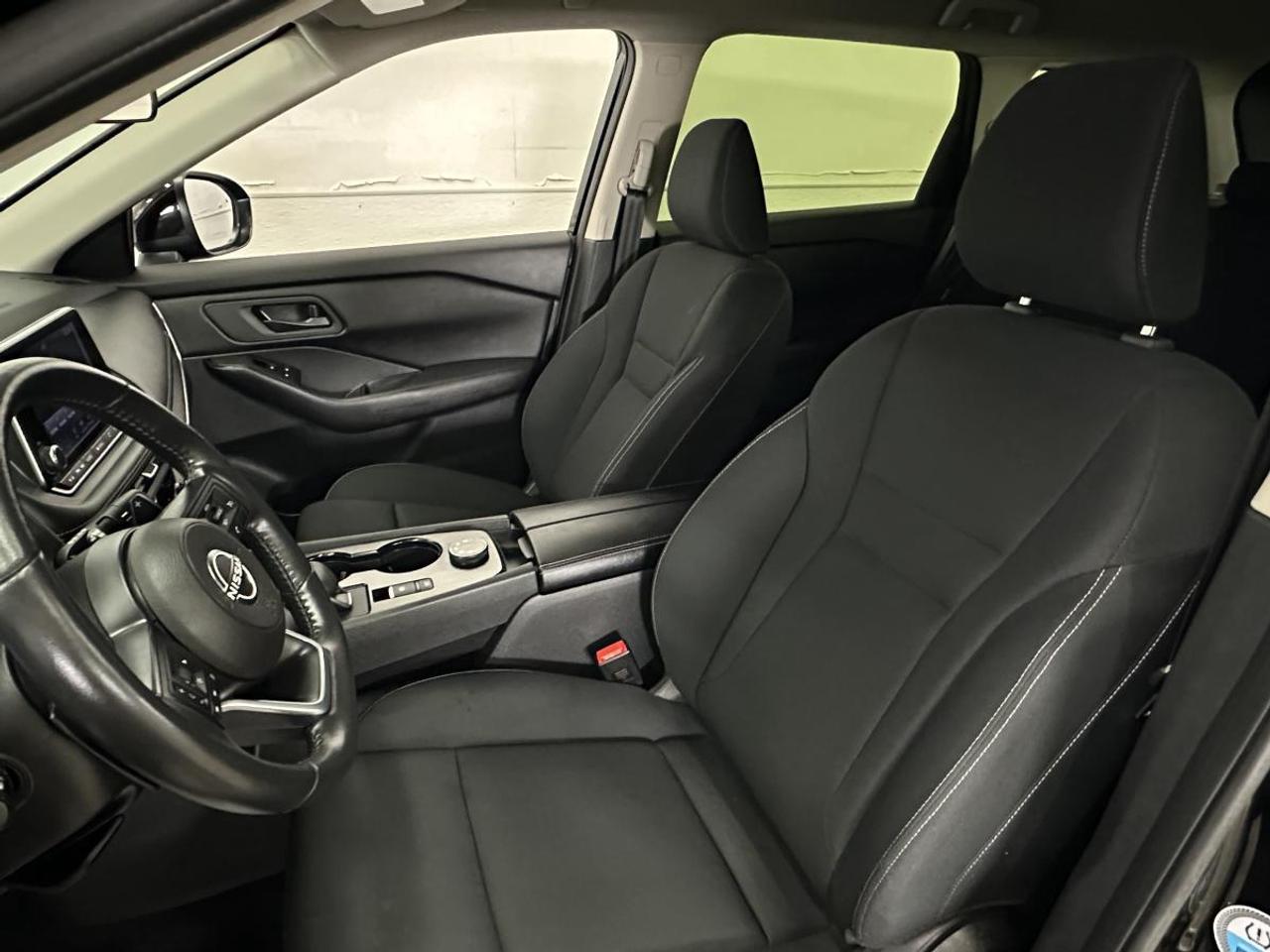 2024 Nissan Rogue S/AWD/27KM/BLACK/OFF 1 OWNER NISSAN LEASE! Photo