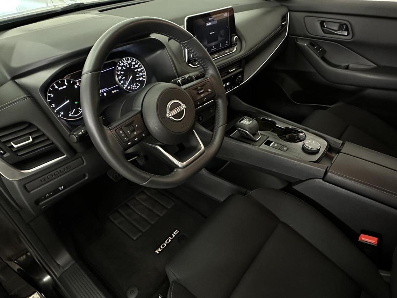 2024 Nissan Rogue S/AWD/31KM/OFF 1 OWNER NISSAN LEASE! Photo