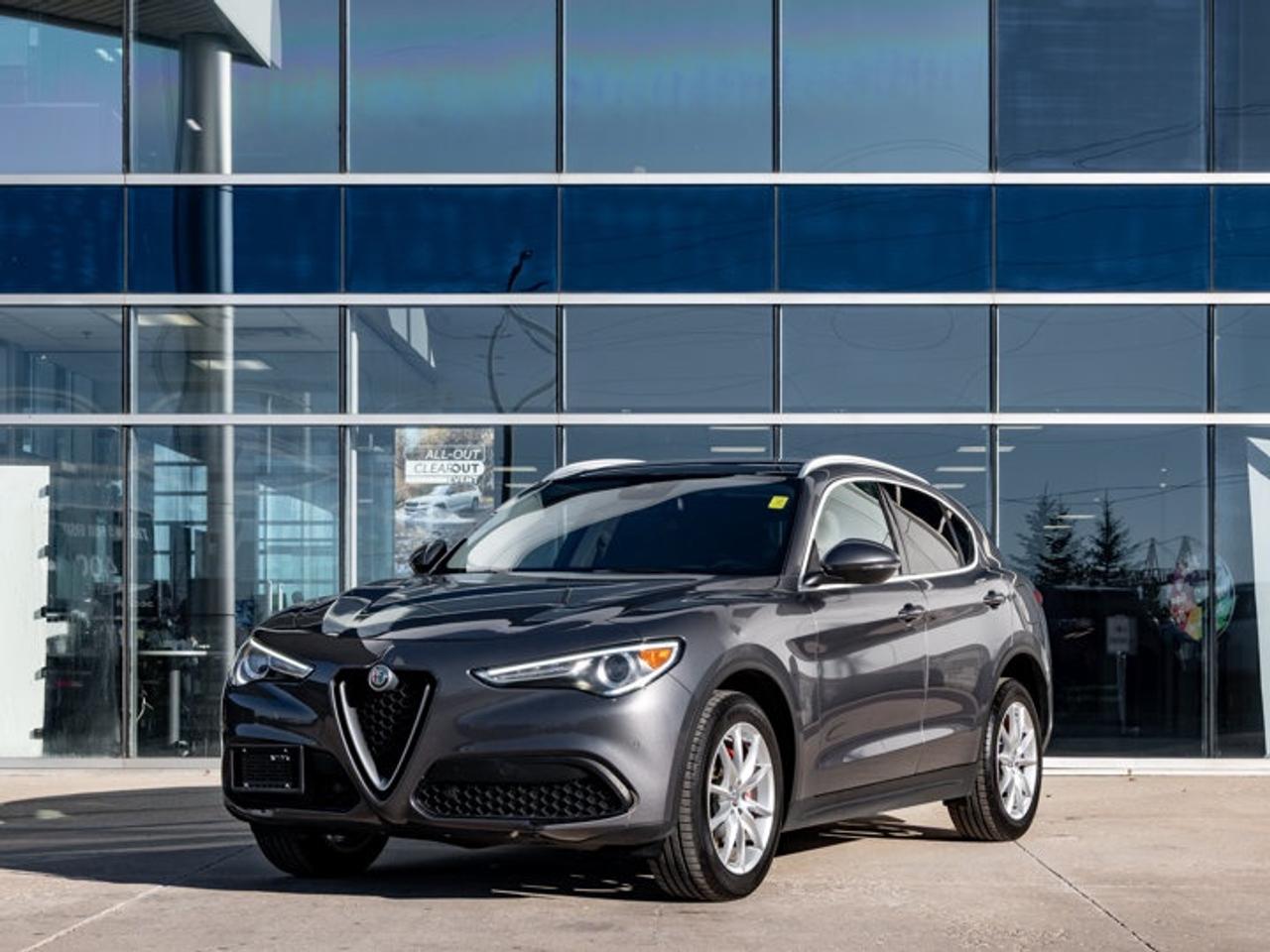 2018 Alfa Romeo Stelvio TI Photo