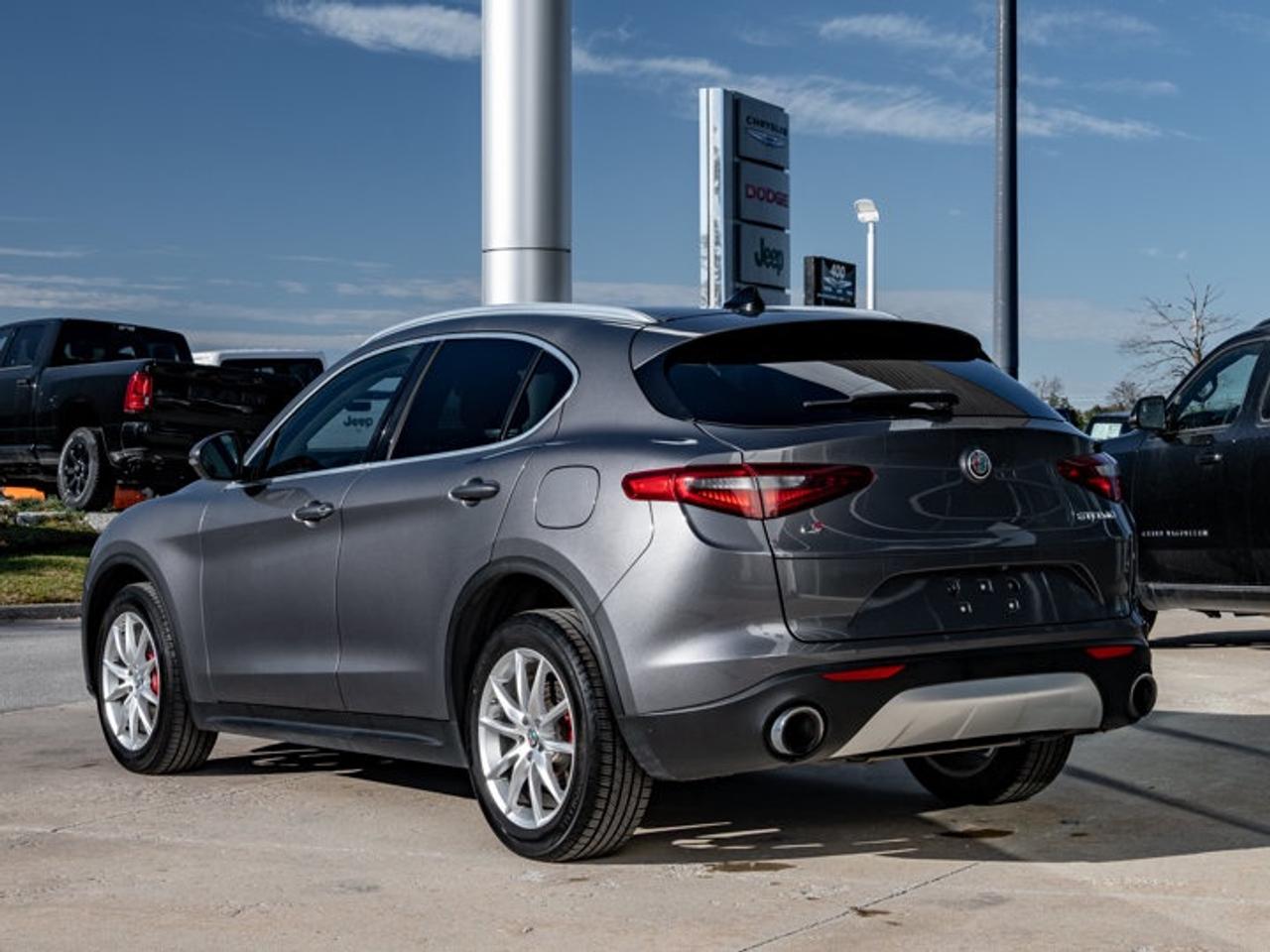 2018 Alfa Romeo Stelvio TI Photo