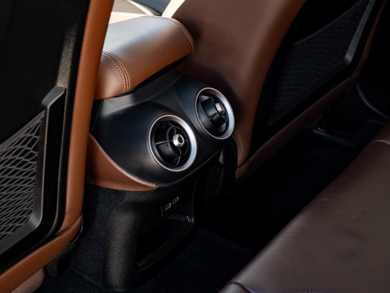 2018 Alfa Romeo Stelvio TI Photo