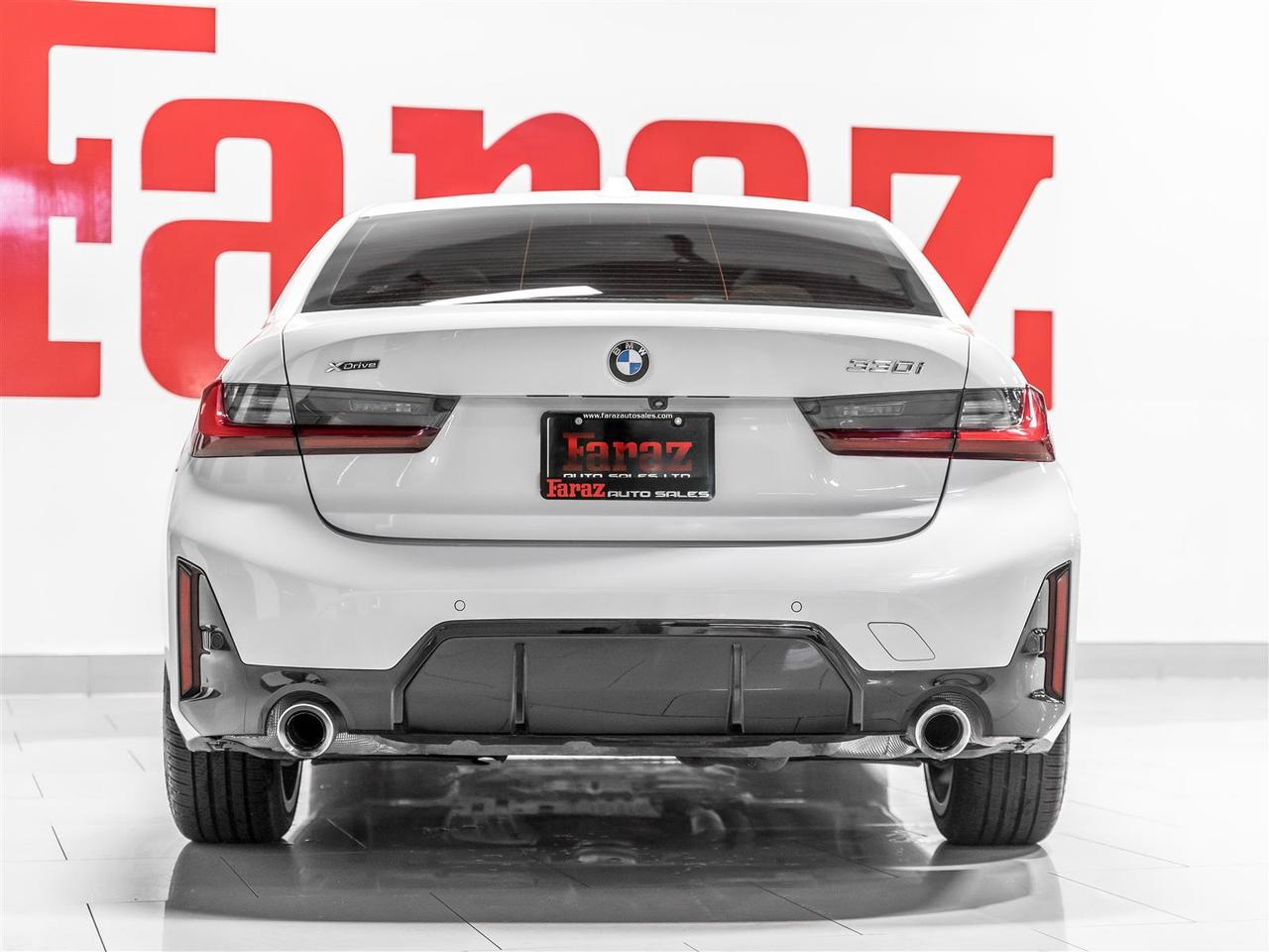 2024 BMW 318 330i xDrive|M Sport Package|Dark Shadow Line Exterior Photo