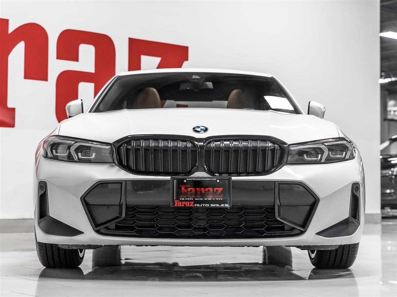 2024 BMW 318 330i xDrive|M Sport Package|Dark Shadow Line Exterior Photo5