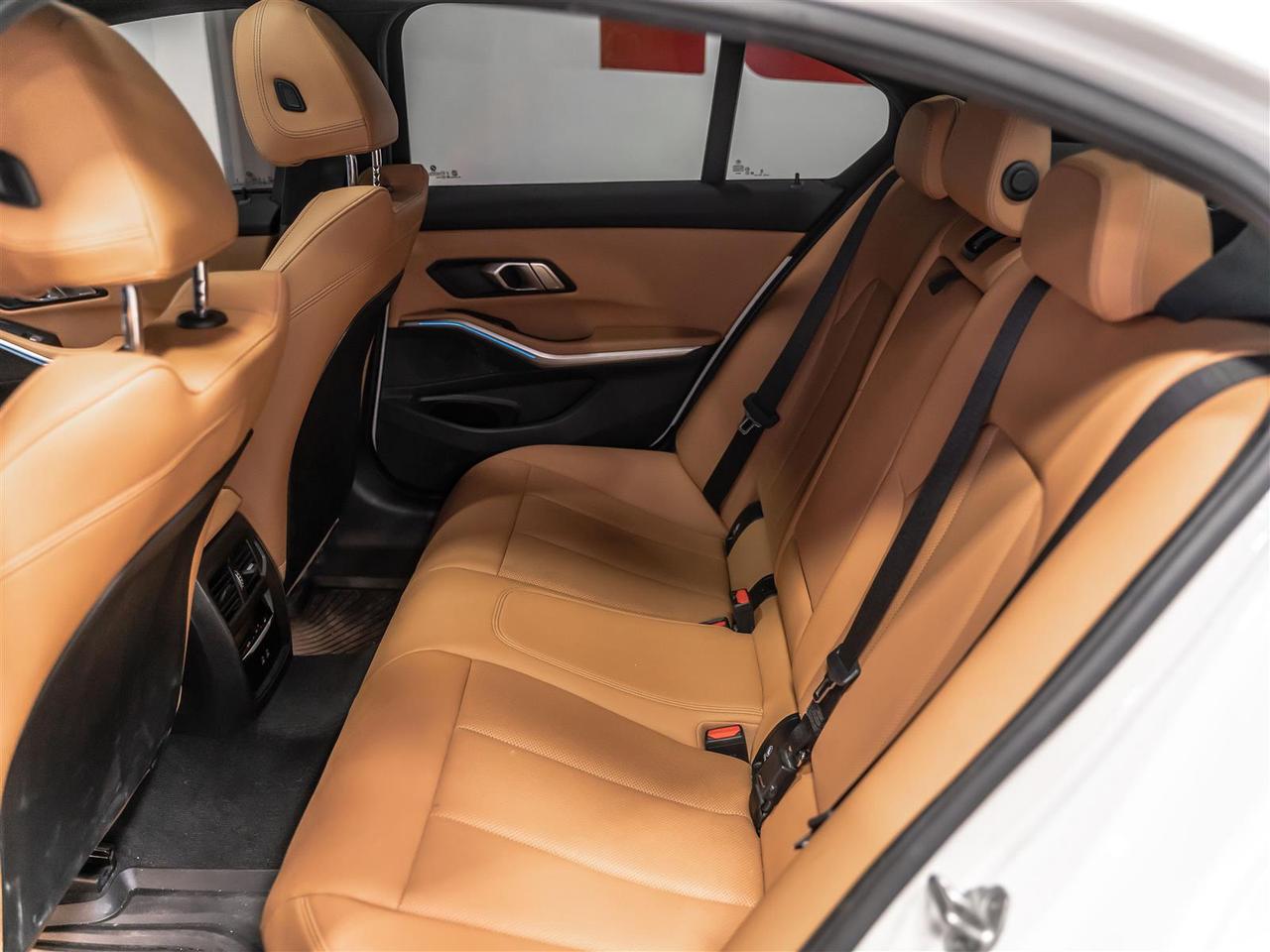 2024 BMW 318 330i xDrive|M Sport Package|Dark Shadow Line Exterior Photo