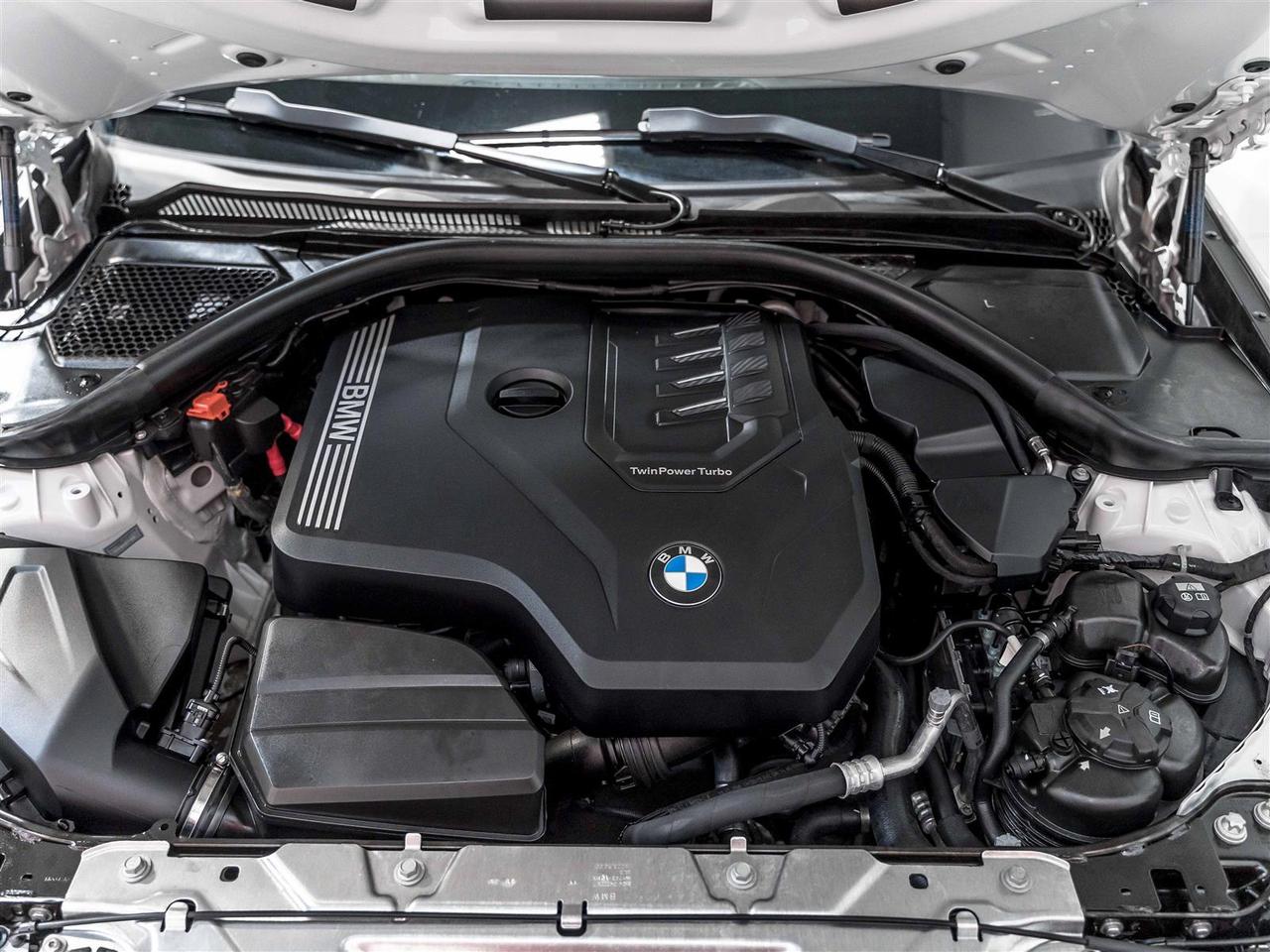 2024 BMW 318 330i xDrive|M Sport Package|Dark Shadow Line Exterior Photo