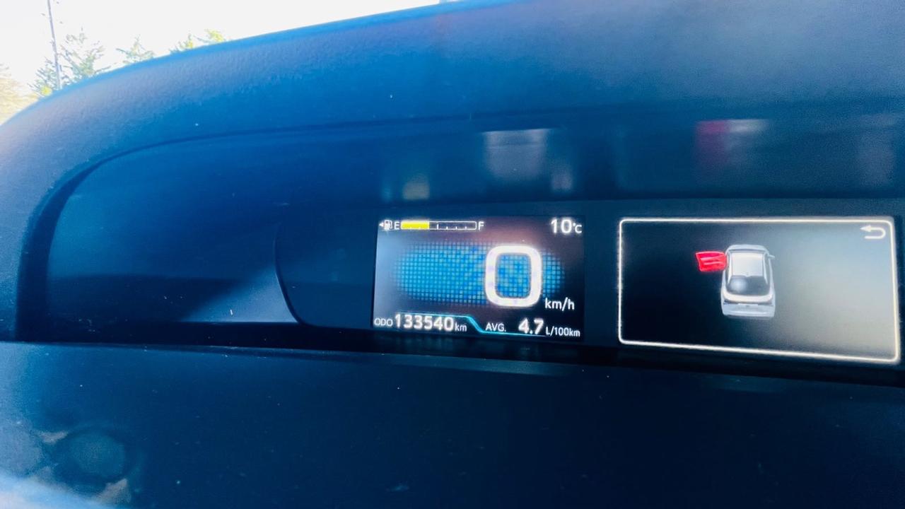 2022 Toyota Prius TECHNOLOGY Photo