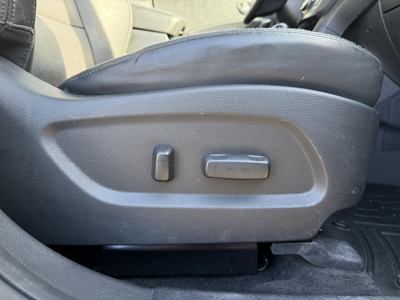 2018 Hyundai Santa Fe XL XL Photo