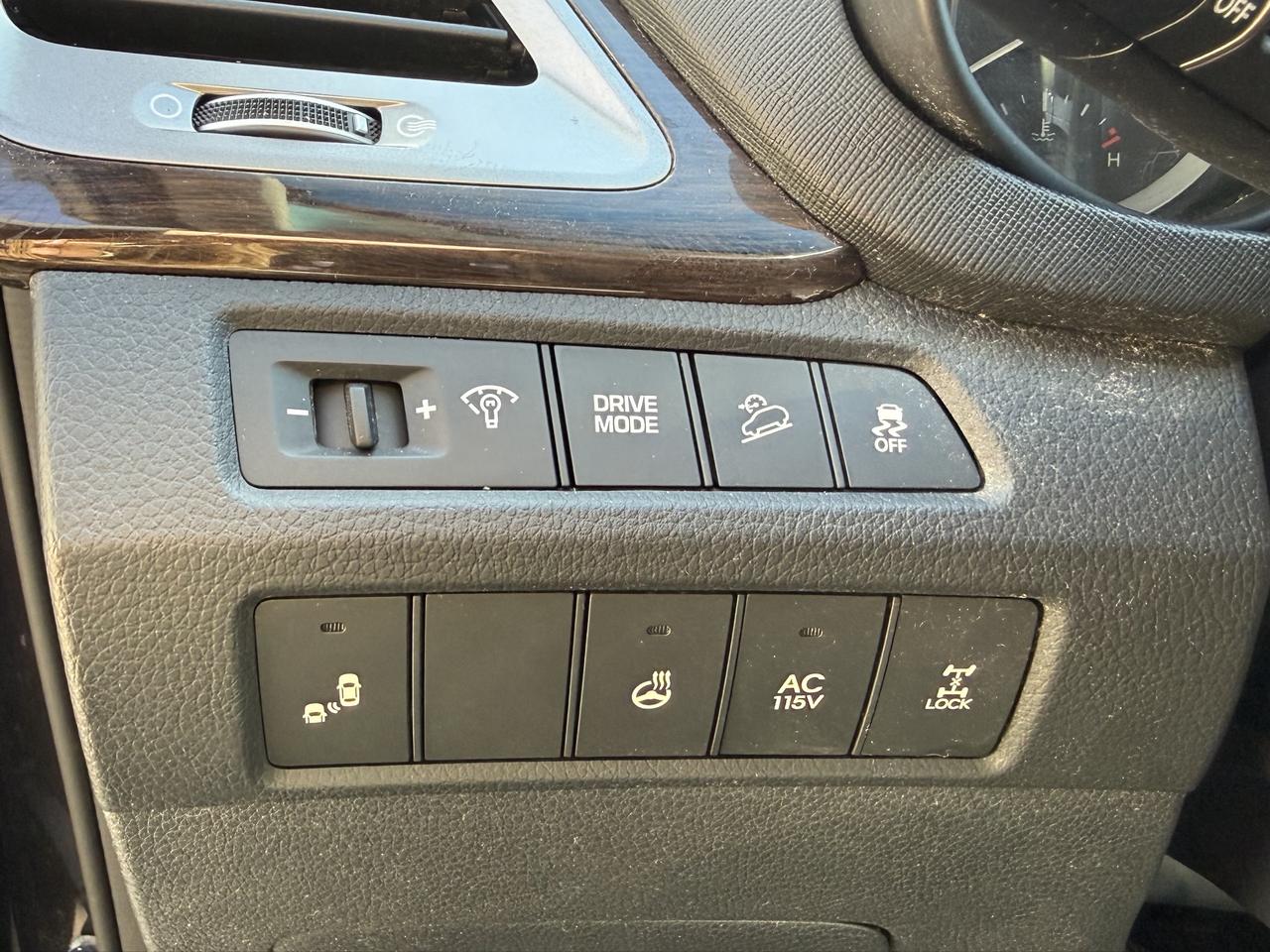 2018 Hyundai Santa Fe XL XL Photo