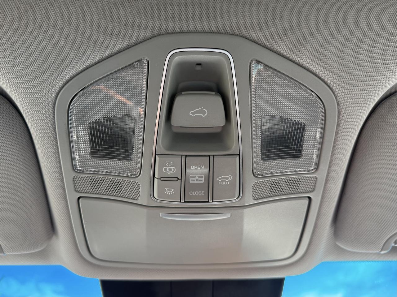 2018 Hyundai Santa Fe XL XL Photo