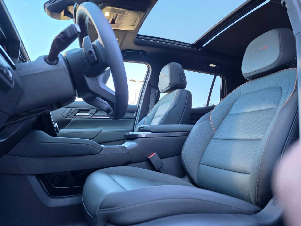 2027 GMC Terrain AWD AT4 Photo
