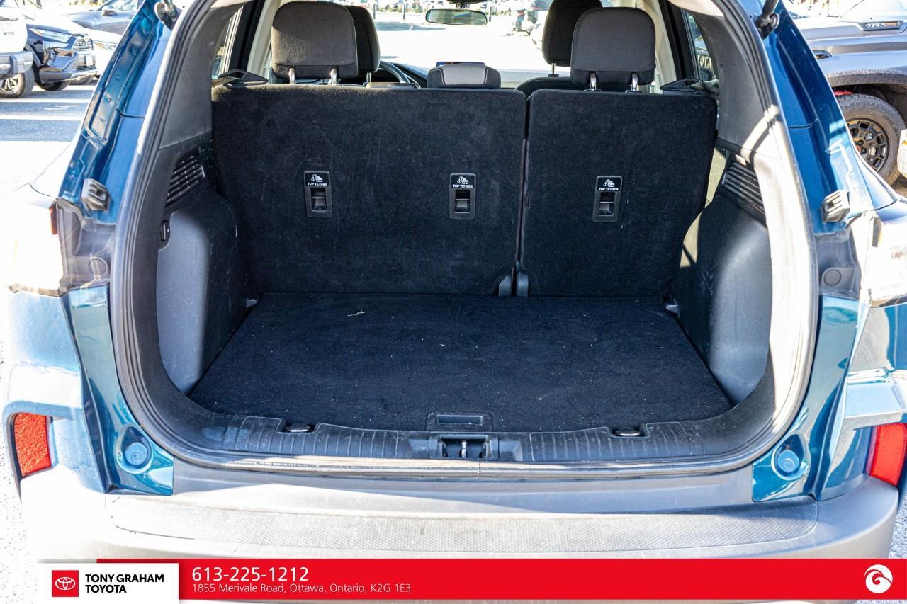 2020 Ford Escape SE Photo