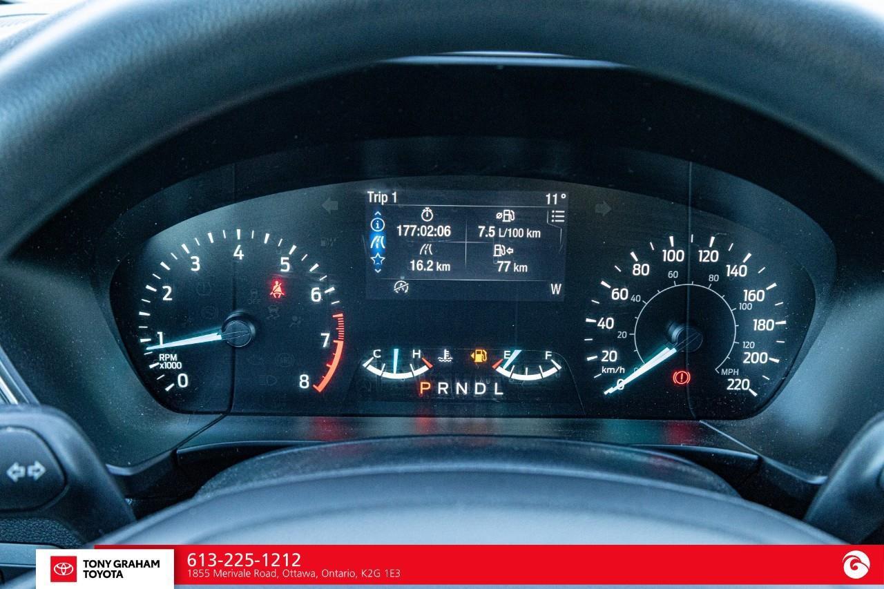 2020 Ford Escape SE Photo