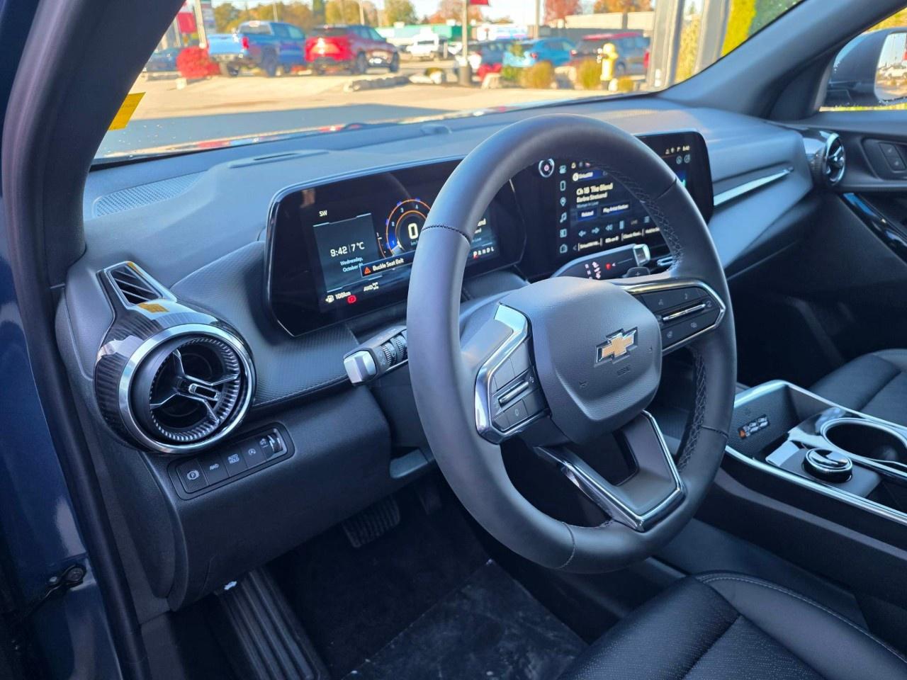2027 Chevrolet Equinox AWD LT Photo