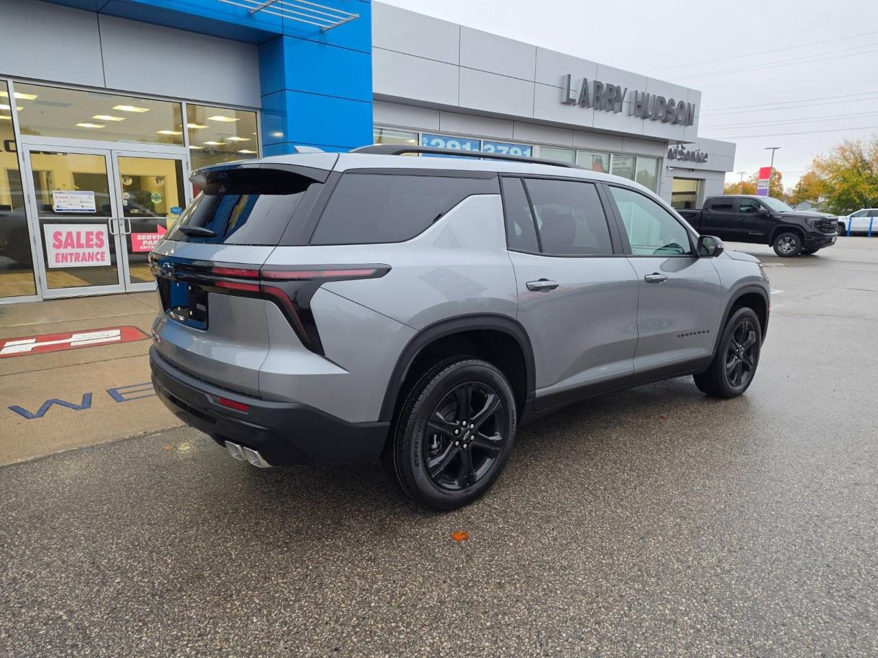 2027 Chevrolet Traverse AWD 4dr LT Photo