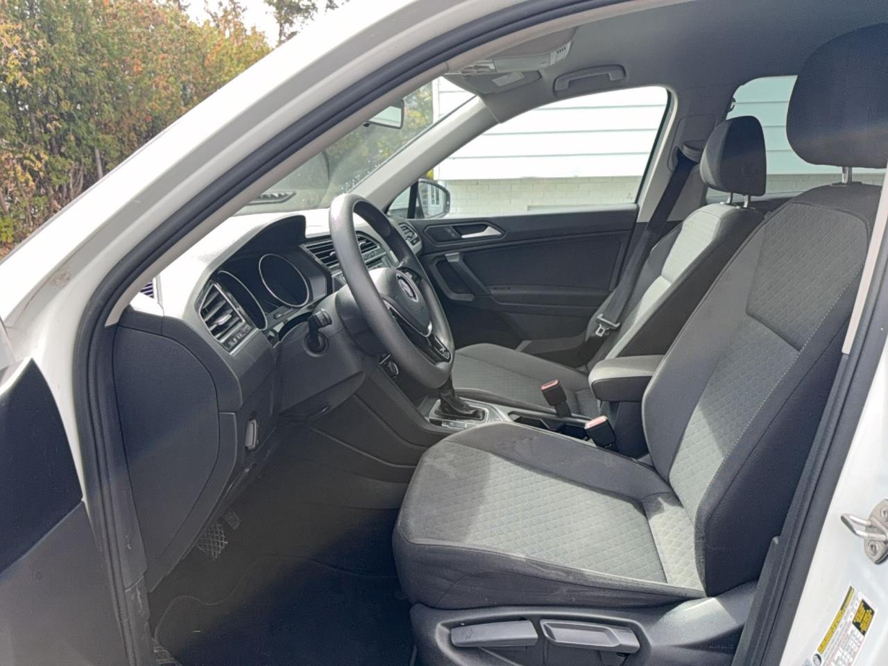 2019 Volkswagen Tiguan DRIVE ASSIST-4 MOTION-AUTO-AC-APPLE CARPLAY-ANDROID AUTO Photo