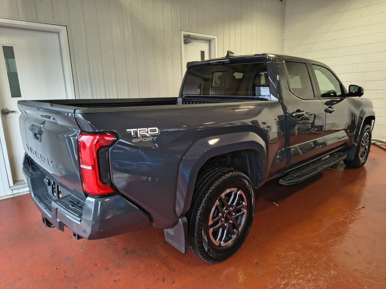 2024 Toyota Tacoma TRD Sport Photo0