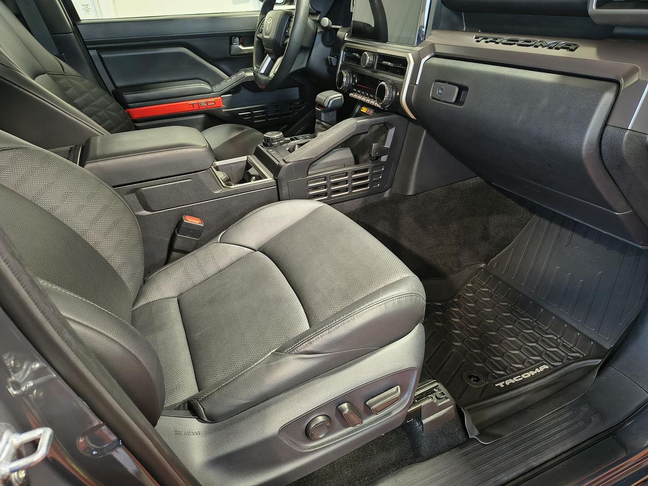 2024 Toyota Tacoma TRD Sport Photo0