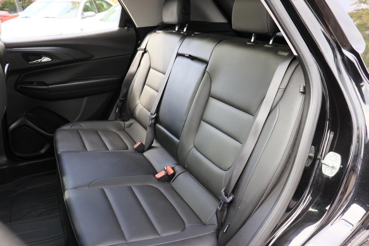 2021 Chevrolet TrailBlazer LT | AWD | Leather | Pano Roof | BSM | ACC & More! Photo