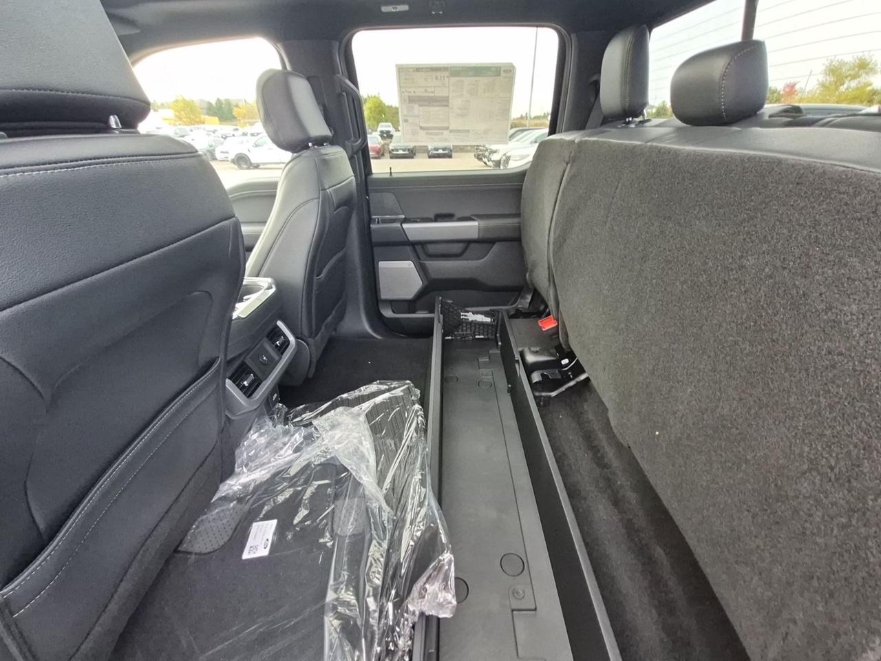 2026 Ford F-150 XLT 4WD, BLACK PKG, MOONROOF, B&O SOUND Photo