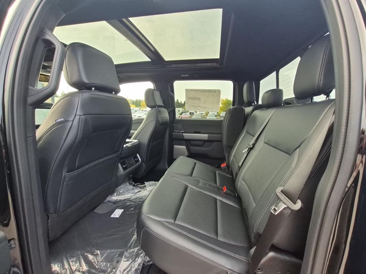 2026 Ford F-150 XLT 4WD, BLACK PKG, MOONROOF, B&O SOUND Photo