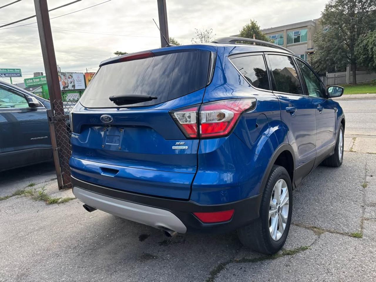 2017 Ford Escape SE Photo