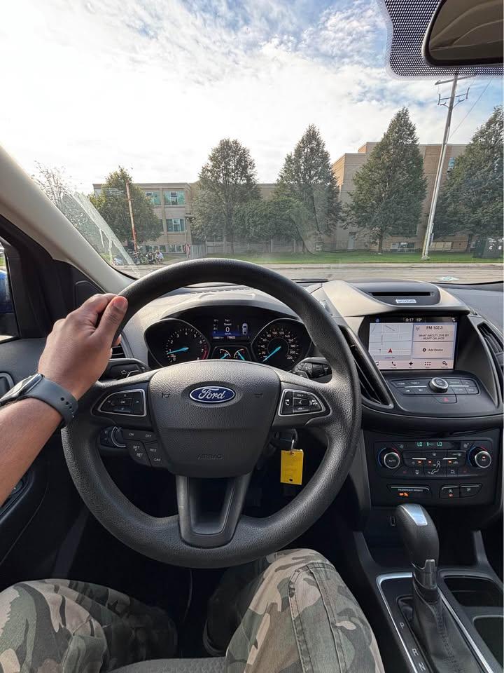2017 Ford Escape SE Photo