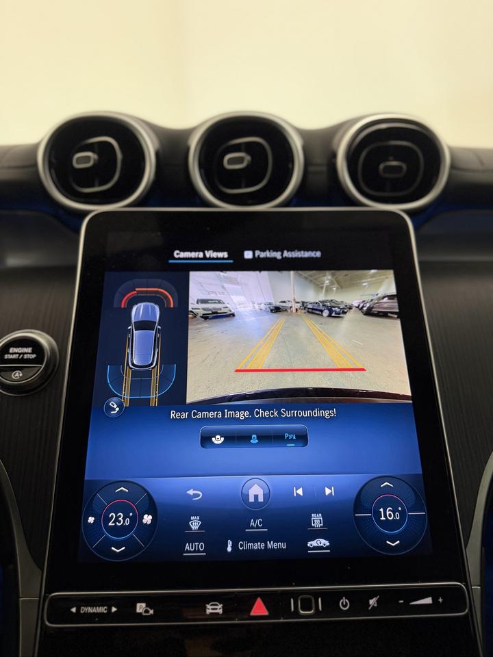 2024 Mercedes-Benz GLC-Class GLC 300 MILD HYBRID | WIRELESS CARPLAY | PANOROOF Photo