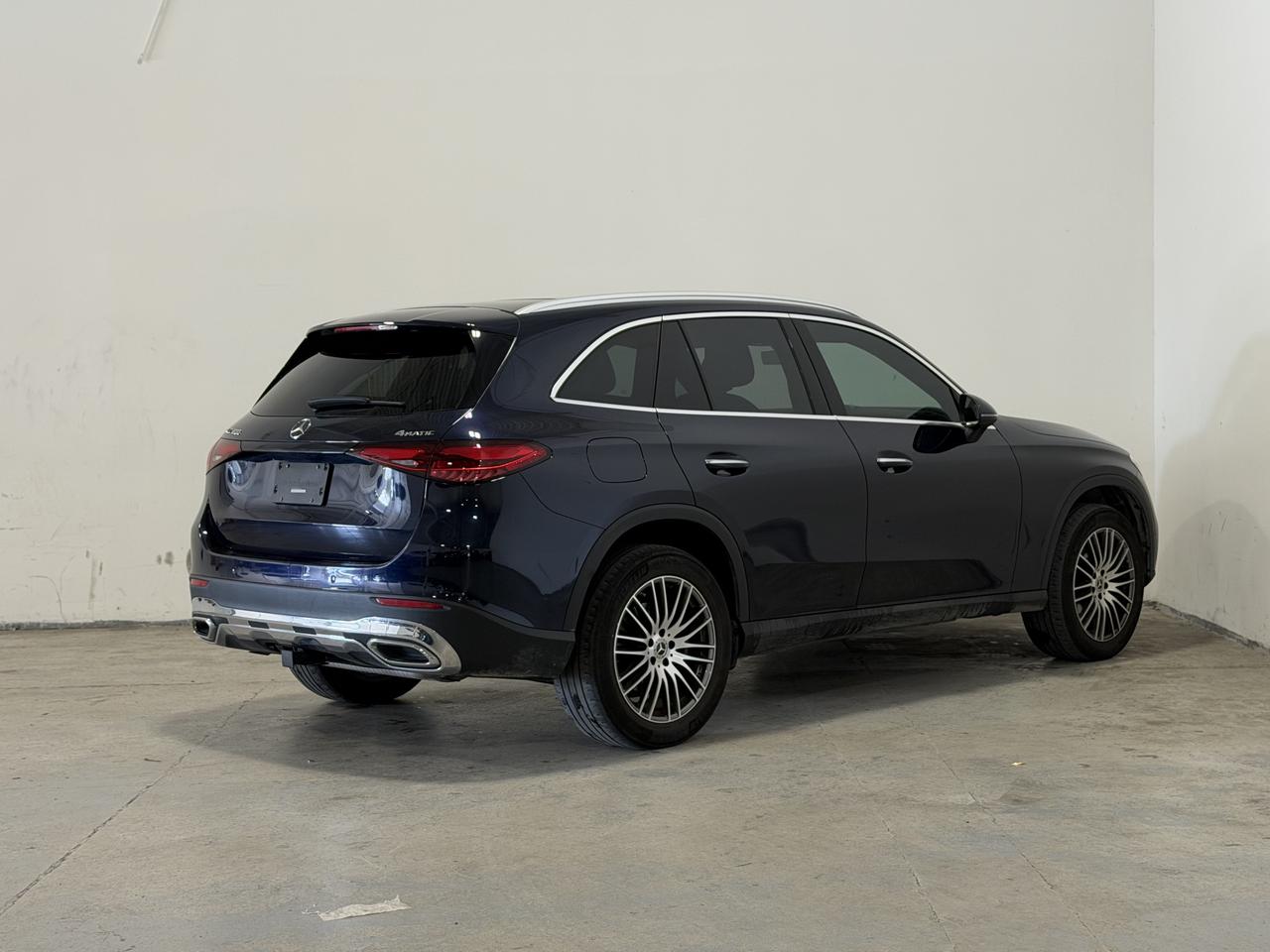 2024 Mercedes-Benz GLC-Class GLC 300 MILD HYBRID | WIRELESS CARPLAY | PANOROOF Photo