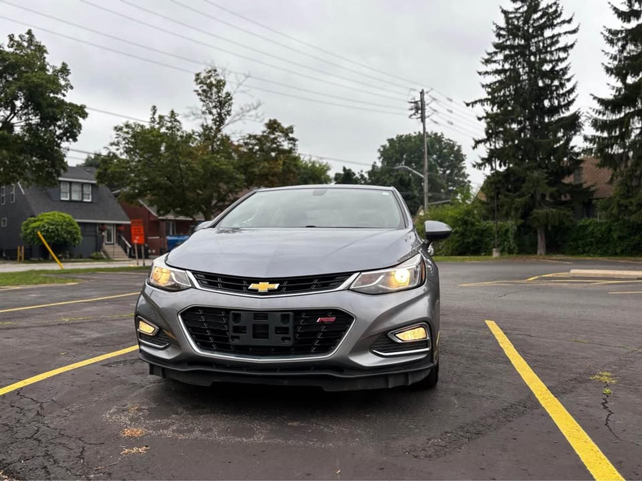 2018 Chevrolet Cruze LT Photo1