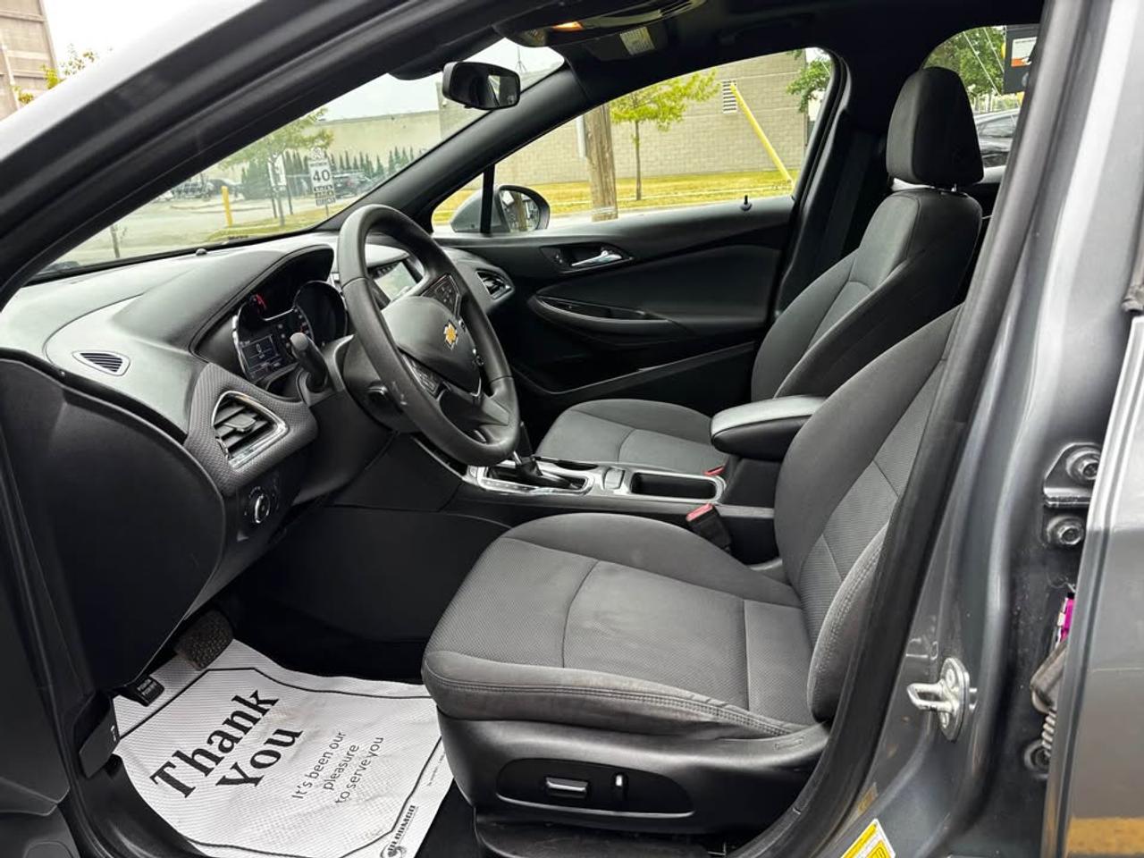 2018 Chevrolet Cruze LT Photo