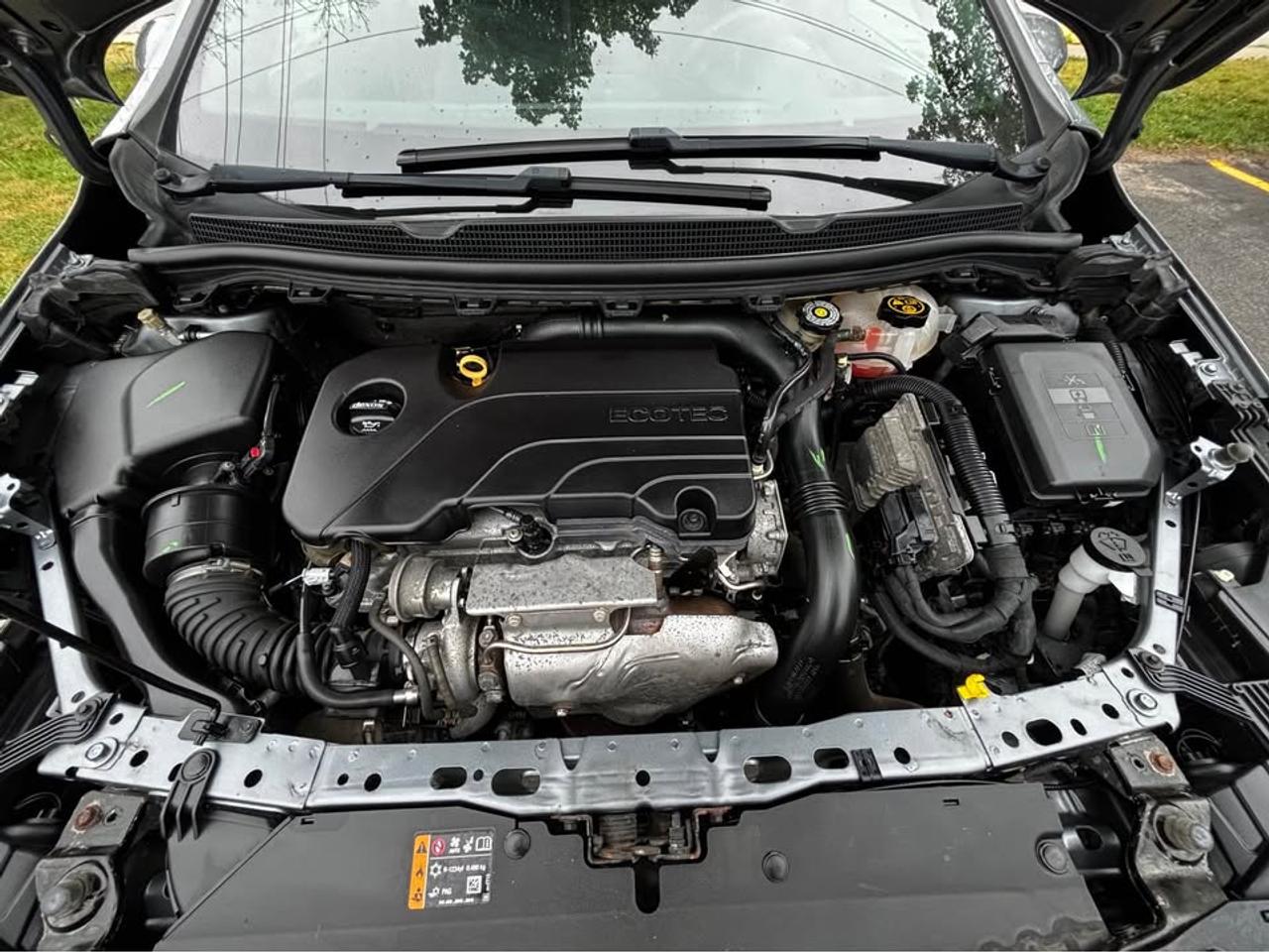 2018 Chevrolet Cruze LT Photo