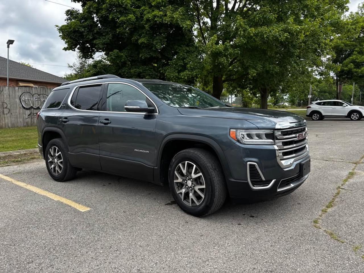 2020 GMC Acadia SLE Photo