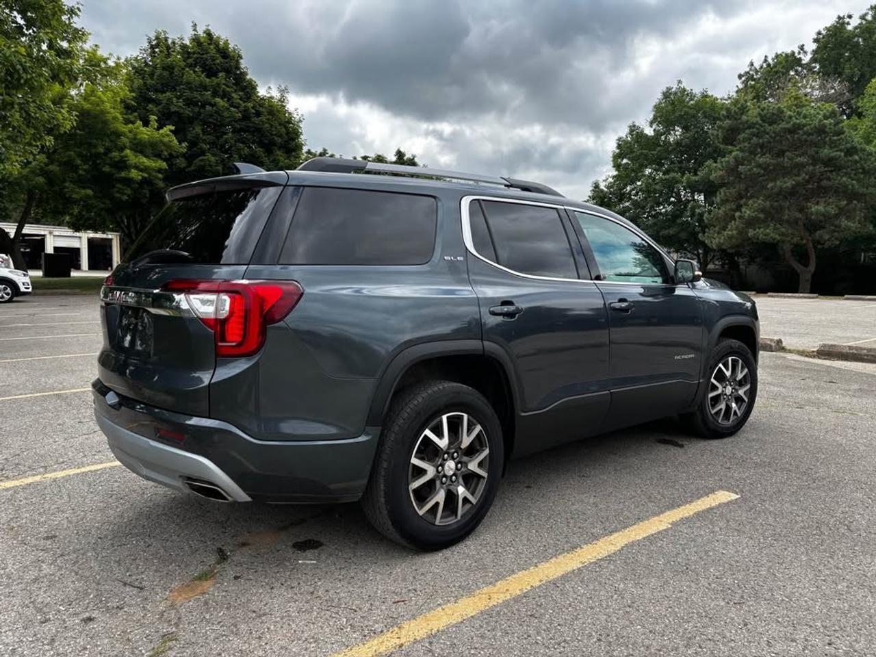 2020 GMC Acadia SLE Photo