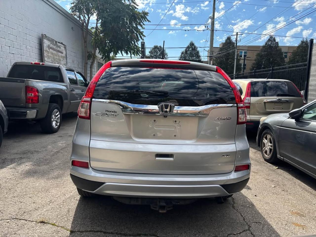 2015 Honda CR-V SE Photo