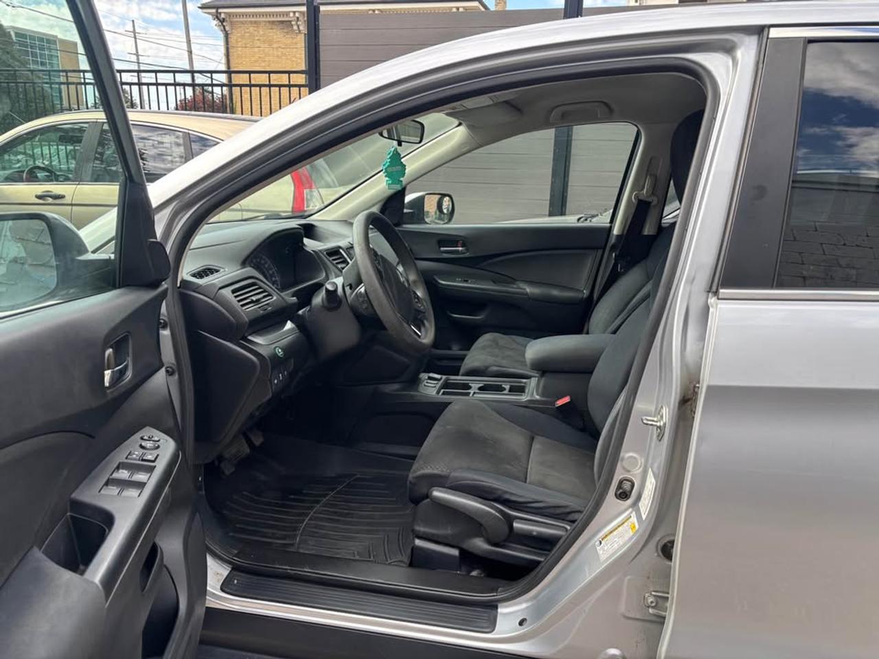 2015 Honda CR-V SE Photo