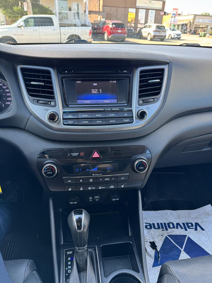 2017 Hyundai Tucson AWD 1.6L SE | CERTIFIED | NO ACCIDENTS Photo