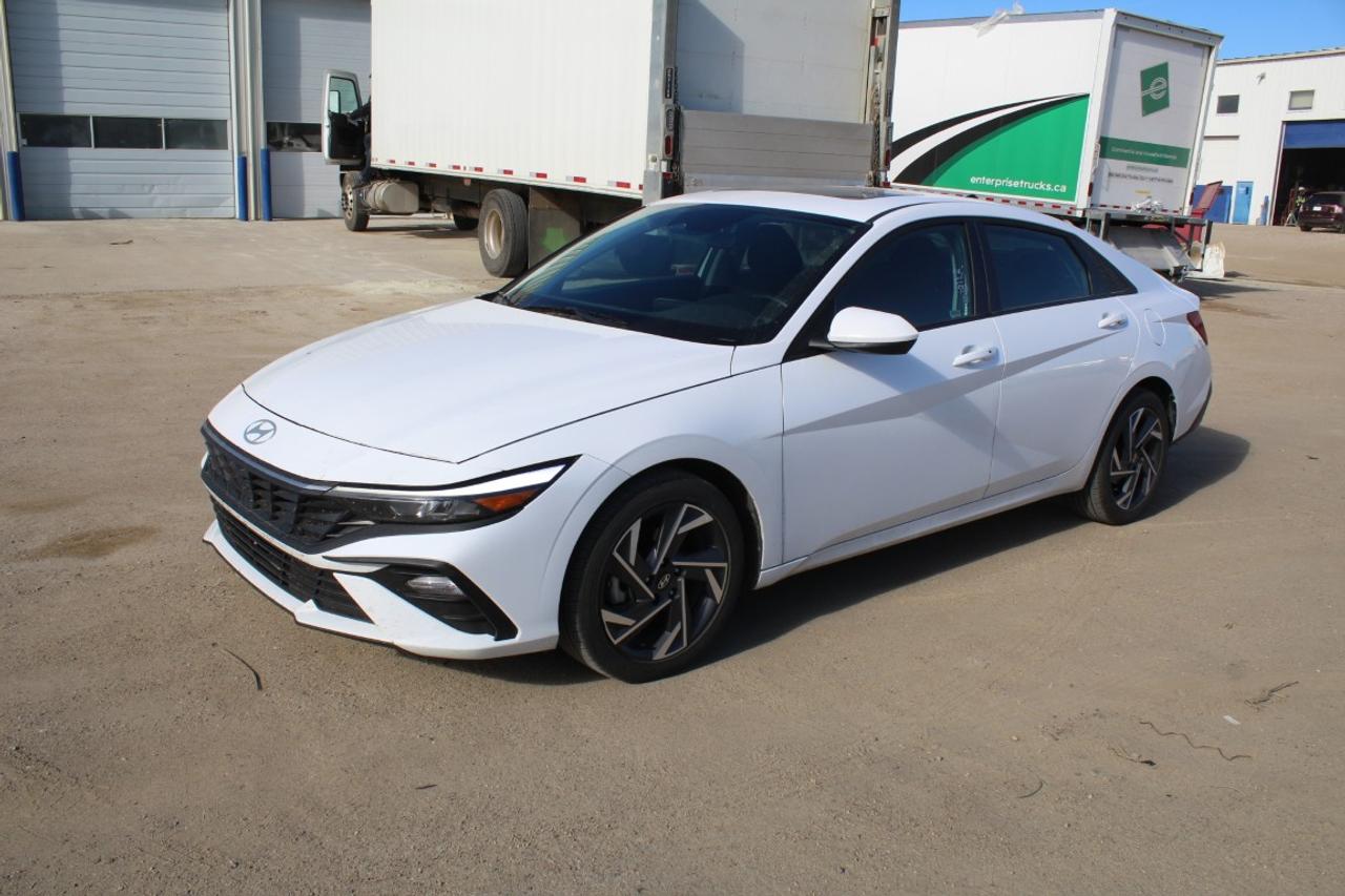 2025 Hyundai Elantra Preferred IVT w/Tech Pkg, Htd cloth, S/R, NAV, BUC - Photo #1