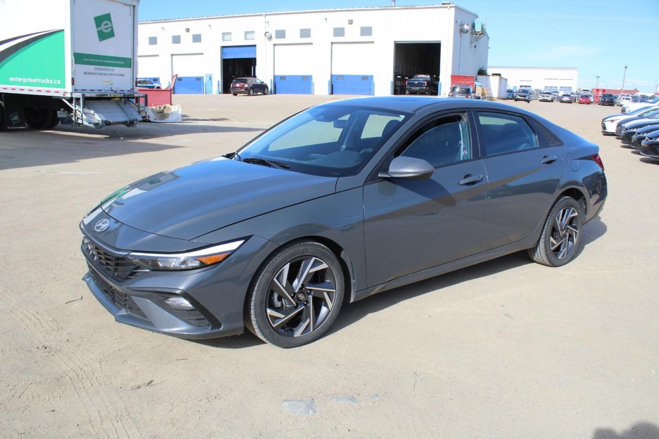 2025 Hyundai Elantra Preferred IVT w/Tech Pkg, Htd cloth, S/R, NAV, BUC - Photo #1