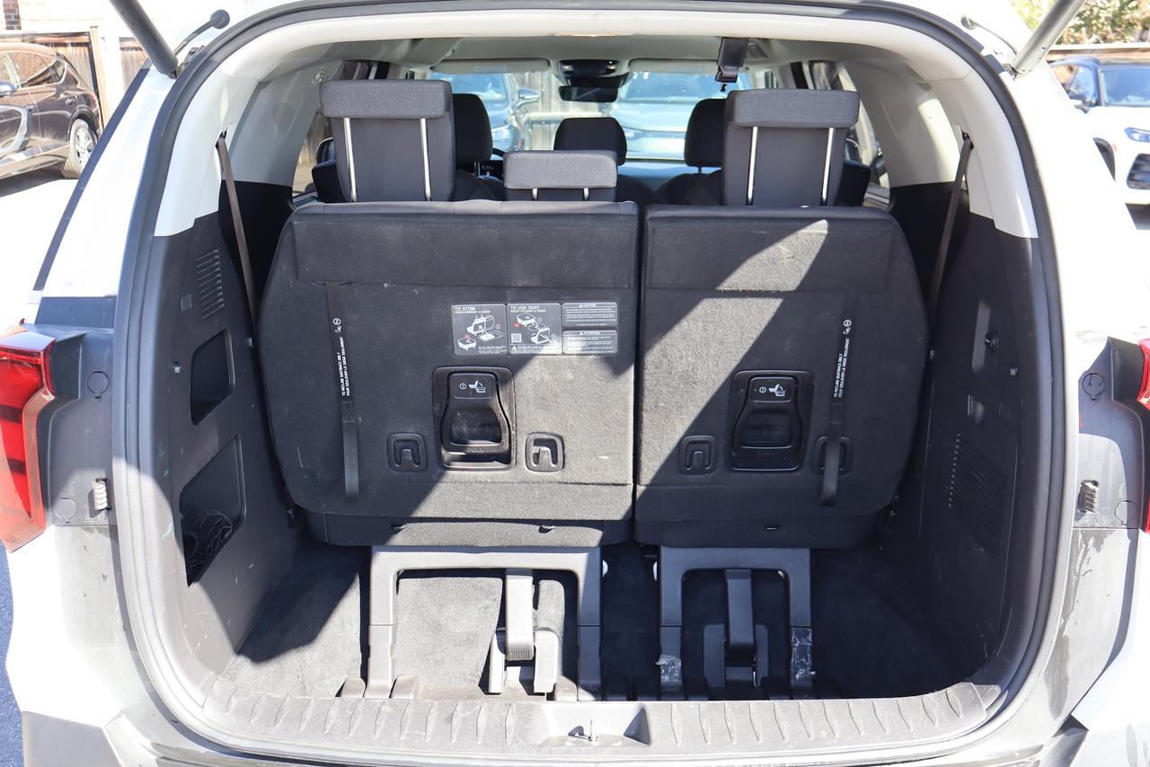2025 Kia Carnival LX FWD Photo