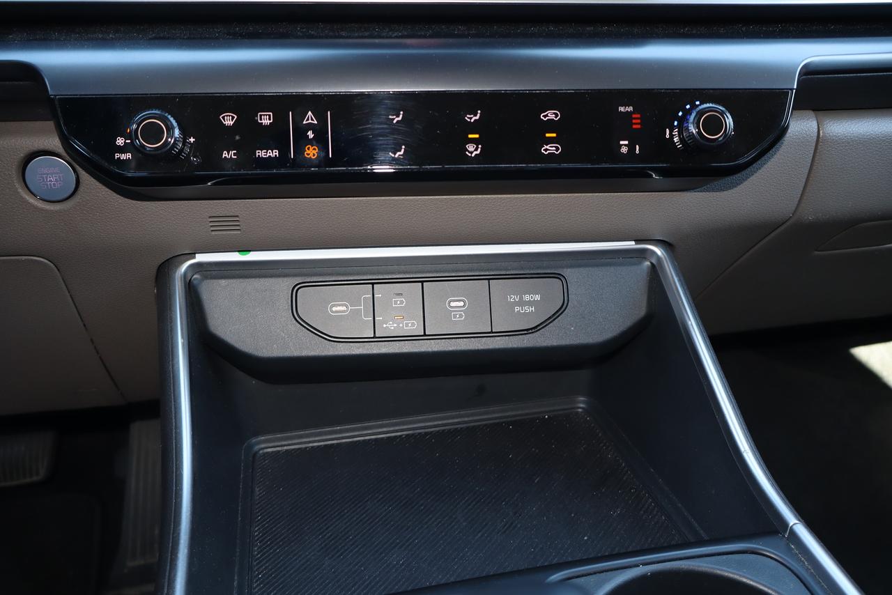 2025 Kia Carnival LX FWD Photo