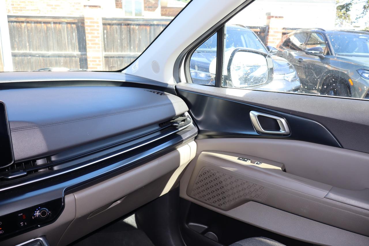 2025 Kia Carnival LX FWD Photo
