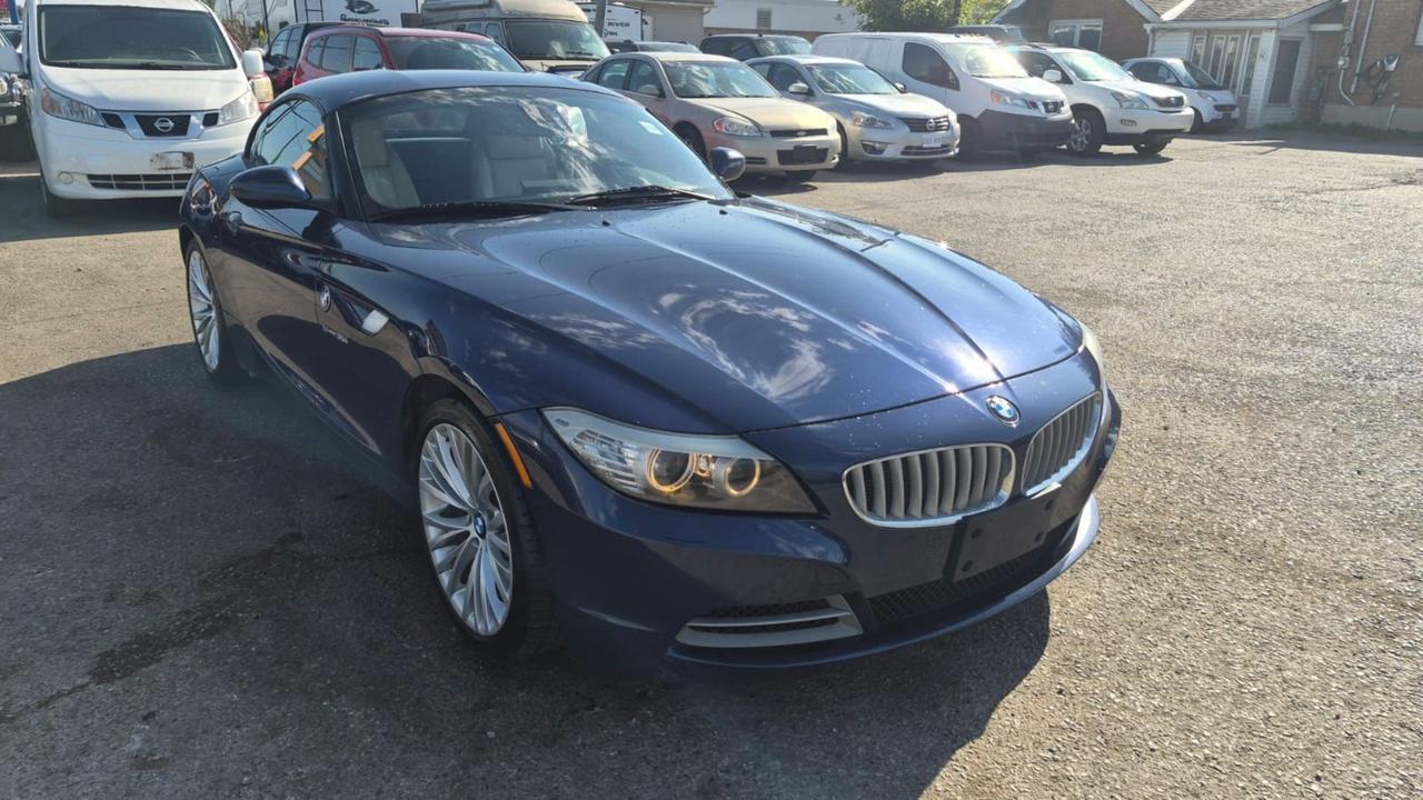 2011 BMW Z4 CONVERTIBLE sDrive35i, ONLY 134KMS, LOADED, CERT Photo