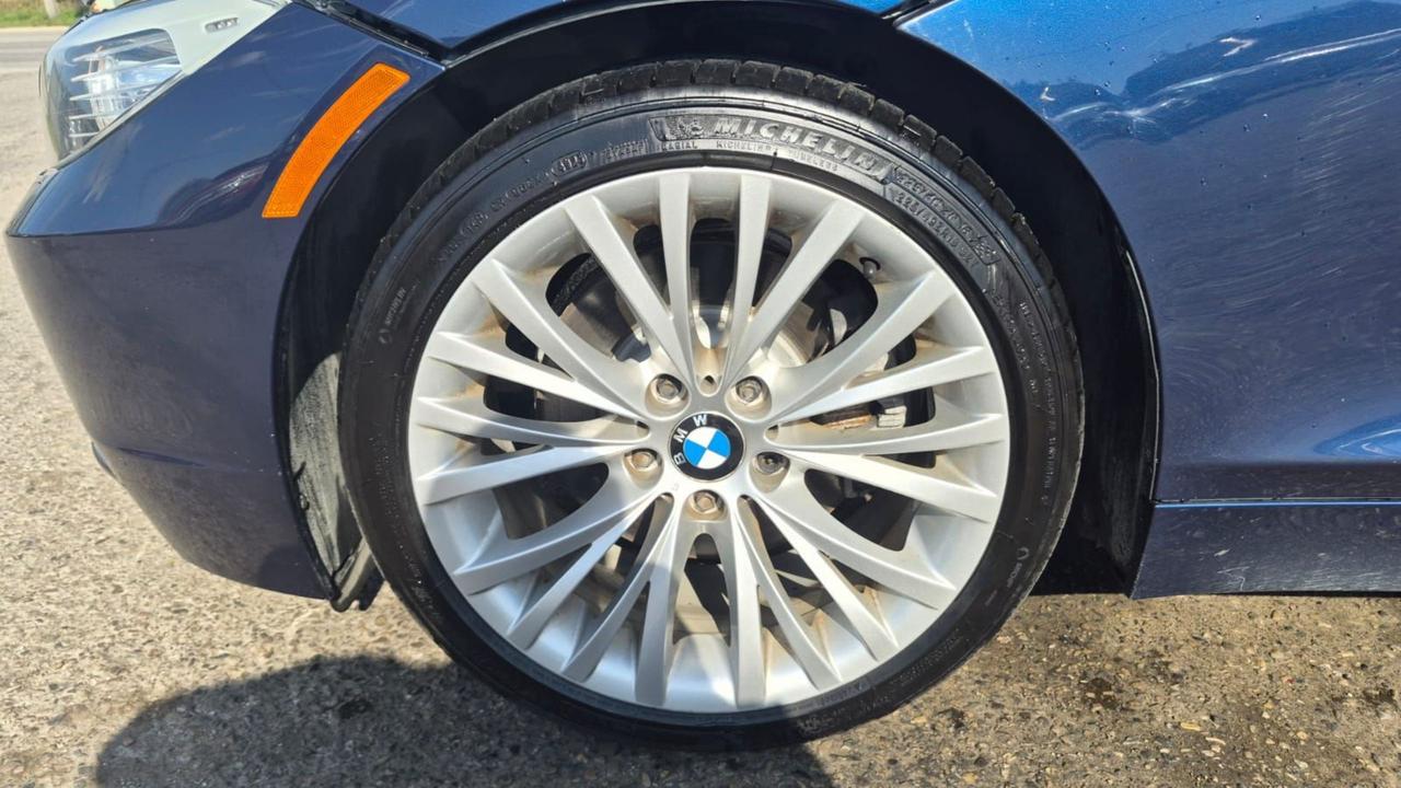 2011 BMW Z4 CONVERTIBLE sDrive35i, ONLY 134KMS, LOADED, CERT Photo