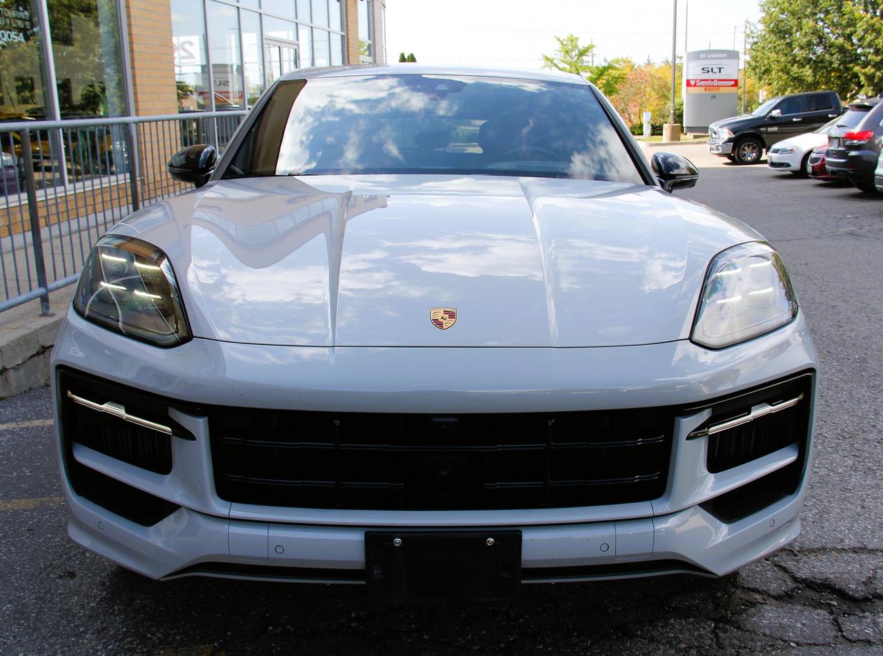 2024 Porsche Cayenne S Photo
