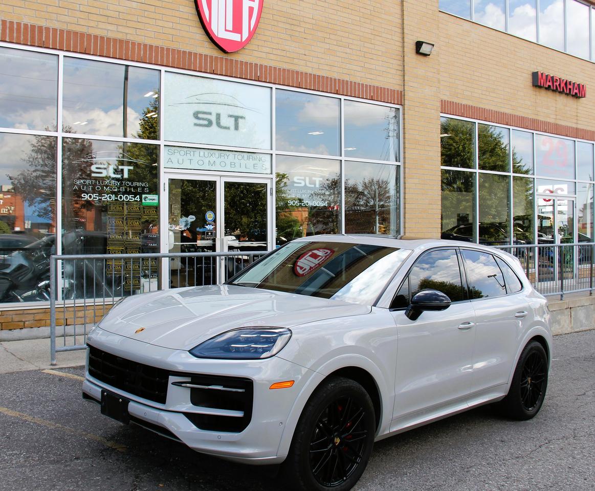 2024 Porsche Cayenne S Photo