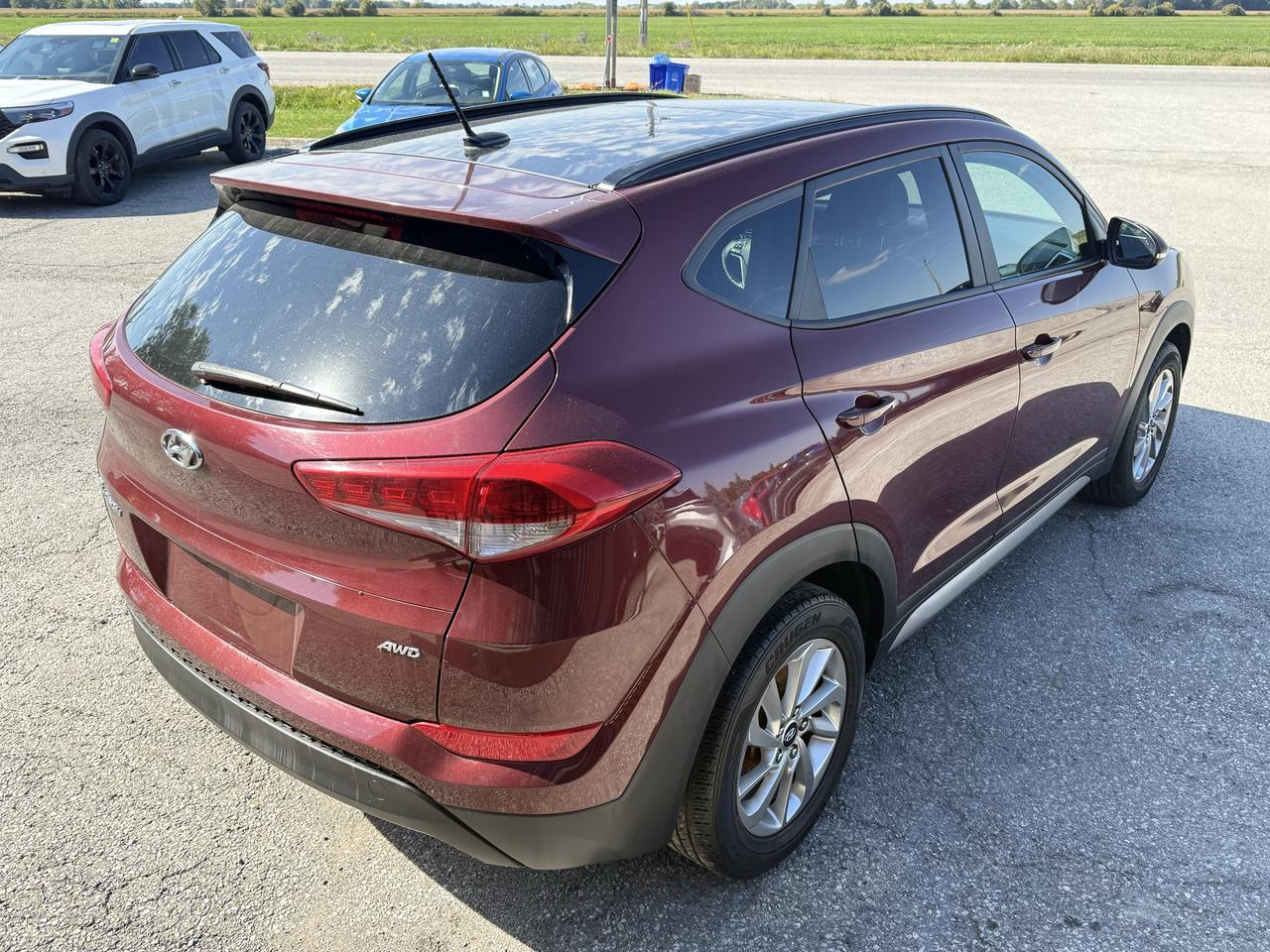 2017 Hyundai Tucson SE | Backup Camera | Heated Seats | Sunroof Photo