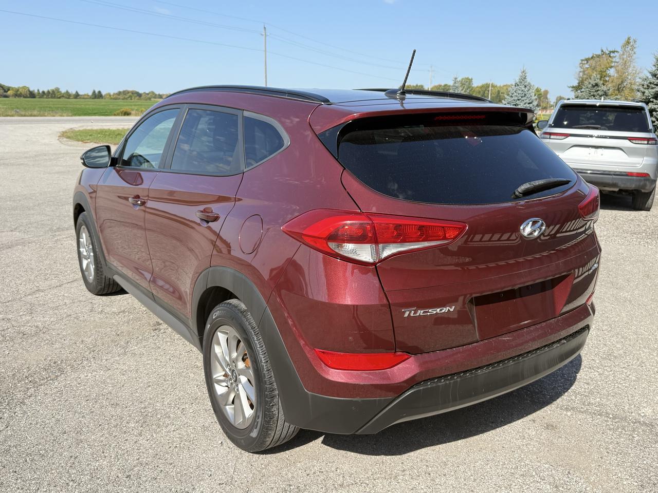 2017 Hyundai Tucson SE | Backup Camera | Heated Seats | Sunroof Photo